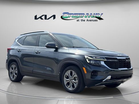 Certified 2024 Kia Seltos S FWD image 2
