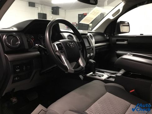 Used 2017 Toyota Tundra SR5 image 29