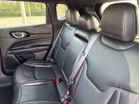 Used 2022 Jeep Compass Limited image 12