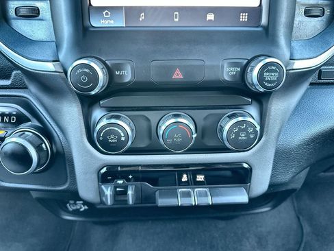 Used 2024 RAM 2500 Big Horn image 33