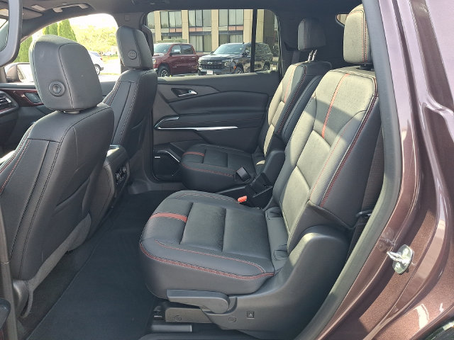 Certified 2025 Chevrolet Traverse RS AWD/4WD image 10
