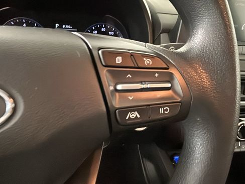 Certified 2023 Hyundai Kona SEL AWD/4WD image 21