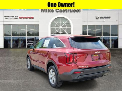 Used 2023 Kia Sorento LX AWD/4WD image 6