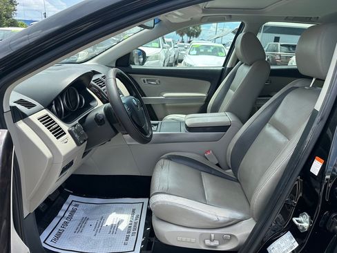 Used 2011 MAZDA CX-9 Grand Touring w/ Moonroof & Bose Audio Pkg FWD image 10