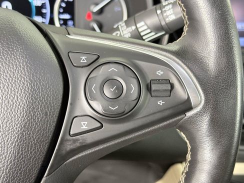 Used 2018 Buick Envision Premium AWD/4WD image 26