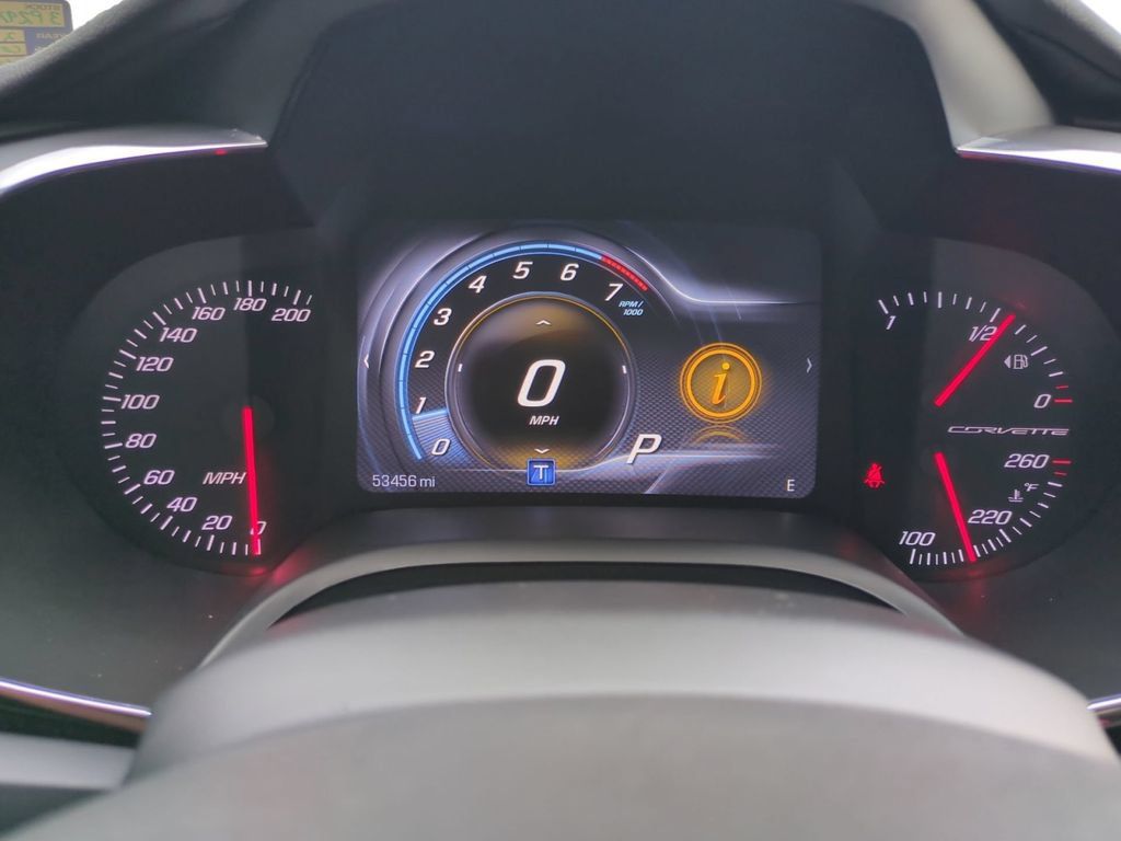 Certified 2015 Chevrolet Corvette Stingray Coupe RWD image 30