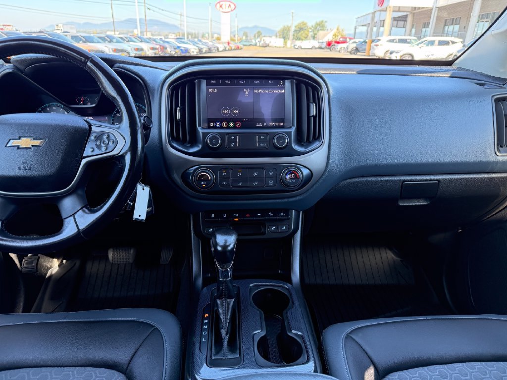 Used 2022 Chevrolet Colorado Z71 w/ Safety Package AWD/4WD image 24