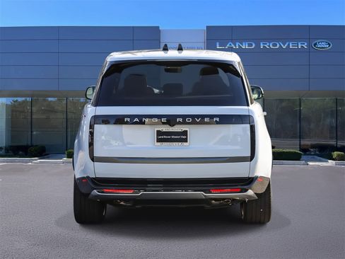 New 2026 Land Rover Range Rover SE image 6