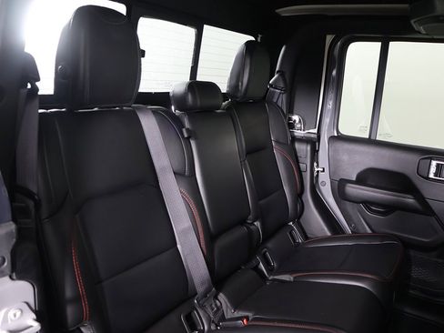 Used 2022 Jeep Gladiator Rubicon image 24