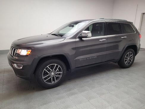 Used 2018 Jeep Grand Cherokee Limited RWD image 2
