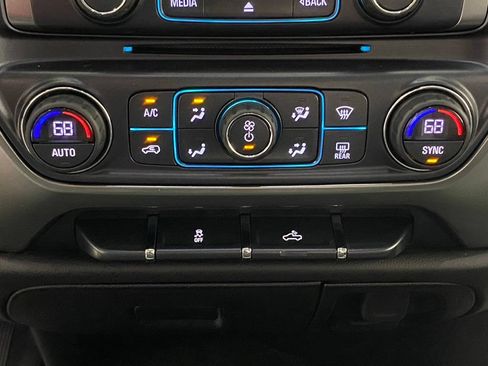 Used 2018 Chevrolet Silverado 1500 LT w/ All Star Edition AWD/4WD image 25