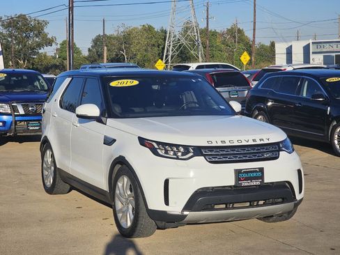 Used 2019 Land Rover Discovery HSE image 3