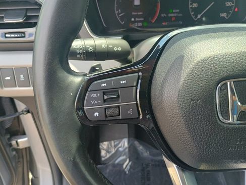 Used 2024 Honda Pilot Touring image 31