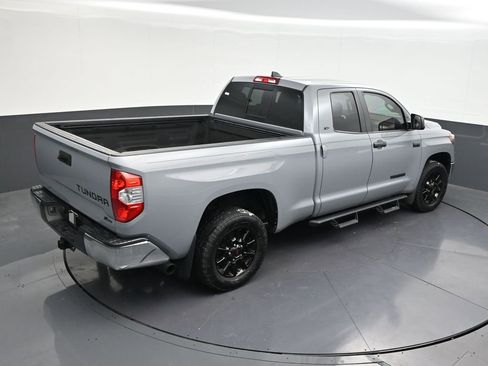 Used 2020 Toyota Tundra SR5 w/ SR5 Upgrade Package RWD image 21