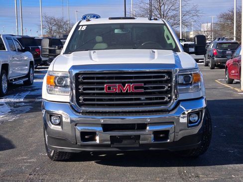 Used 2015 GMC Sierra 2500 SLT image 2