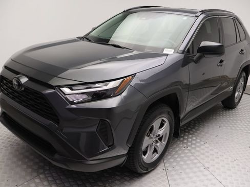 Certified 2025 Toyota RAV4 LE AWD/4WD image 2