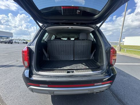 Used 2025 Hyundai Palisade SEL FWD image 25