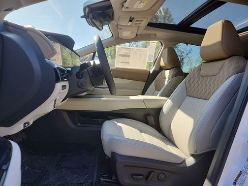 New 2026 Nissan Murano Platinum w/ Cargo Package AWD/4WD image 6