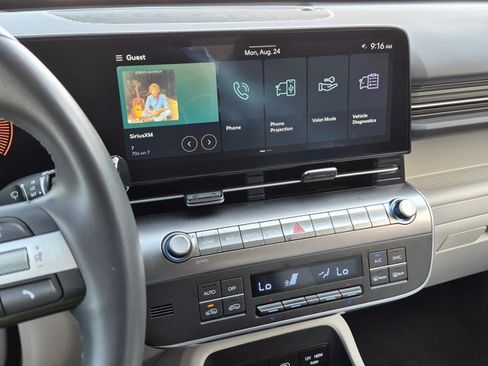 Used 2024 Hyundai Kona SEL FWD image 14