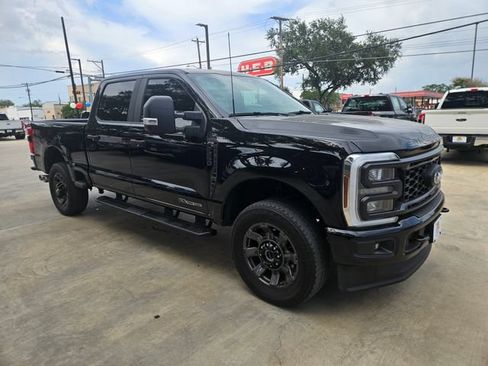 Used 2025 Ford F250 XL w/ STX Appearance Package AWD/4WD image 4