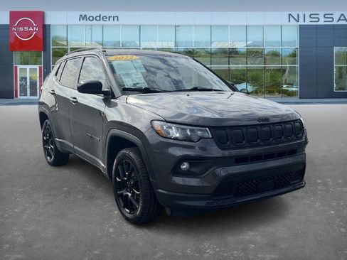 Used 2022 Jeep Compass Altitude image 3