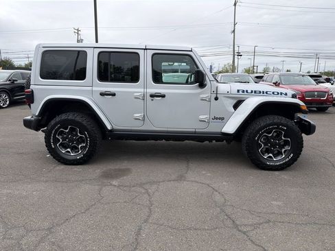 Used 2023 Jeep Wrangler Unlimited Rubicon 4xe w/ Cold Weather Group AWD/4WD image 7