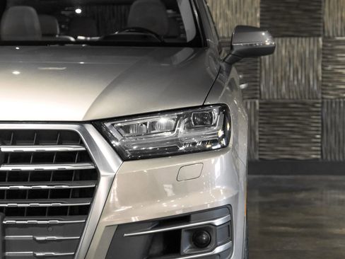 Used 2017 Audi Q7 3.0T Prestige w/ Prestige Package image 48