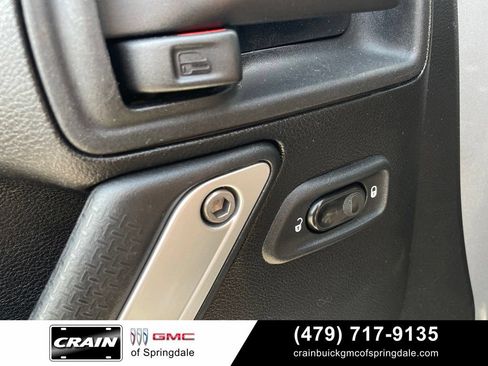 Used 2013 Jeep Wrangler Unlimited Sahara w/ Connectivity Group AWD/4WD image 12