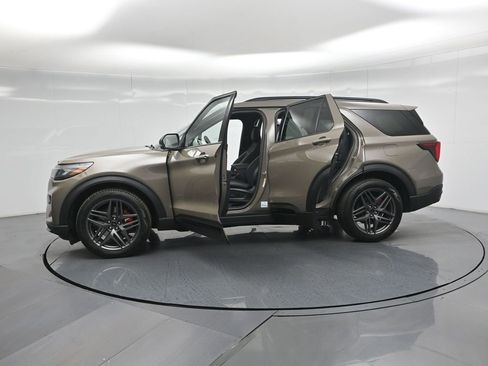 New 2026 Ford Explorer ST image 33