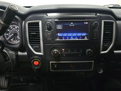 Used 2019 Nissan Titan S w/ S Utility Package image 10