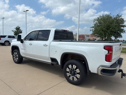 Used 2025 Chevrolet Silverado 2500 LTZ w/ LTZ Plus Package AWD/4WD image 3