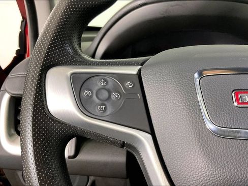 Used 2024 GMC Terrain SLE w/ Driver Convenience Package FWD image 25