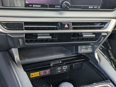 Used 2025 Lexus RX 350 FWD w/ Technology Package image 13