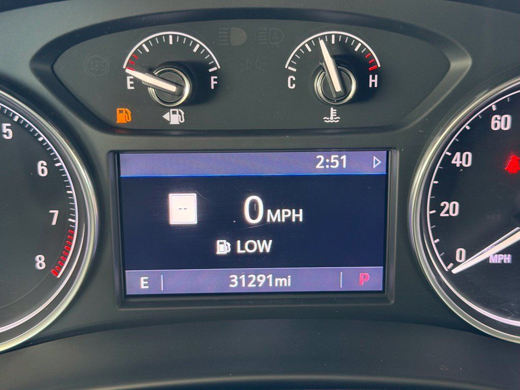 Used 2022 Buick Enclave Essence w/ Sport Touring Edition FWD image 24