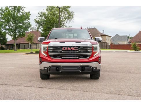 Used 2025 GMC Sierra 1500 SLT w/ SLT Premium Plus Package AWD/4WD image 2