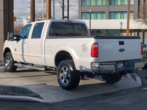 Used 2015 Ford F350 Lariat w/ Lariat Interior Package image 7
