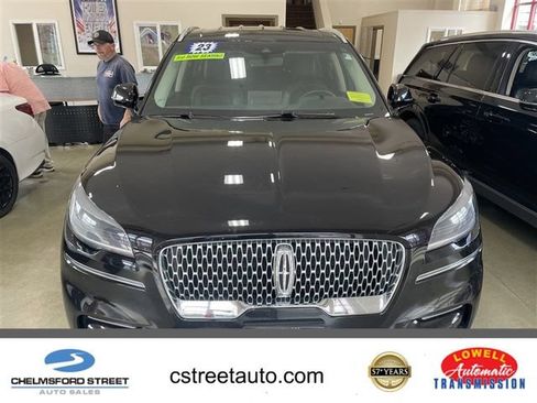Used 2023 Lincoln Aviator AWD image 1