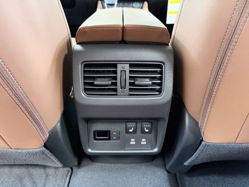 New 2026 Nissan Rogue Platinum w/ Platinum Premium Package AWD/4WD image 21