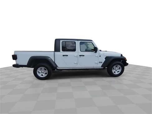 Used 2020 Jeep Gladiator Sport w/ Quick Order Package 24S image 9