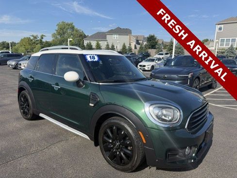 Used 2018 MINI Cooper Countryman FWD image 1