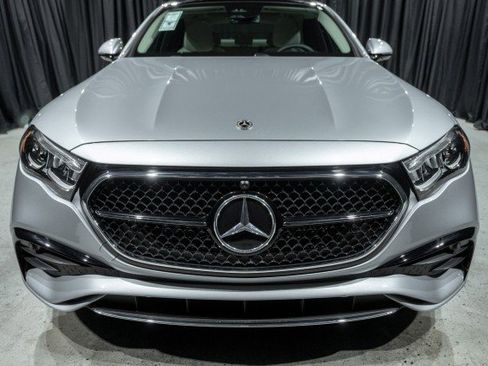 Certified 2025 Mercedes-Benz E 350 Sedan image 2