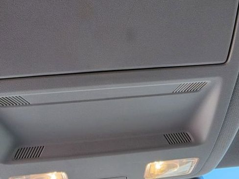 Used 2023 Ford Escape Active w/ Tech Pack #2 AWD/4WD image 17