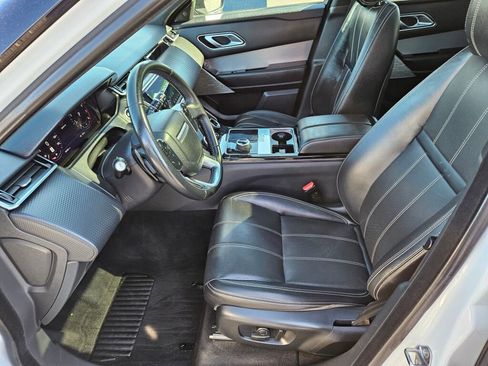Used 2020 Land Rover Range Rover Velar S image 12