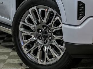 New 2026 GMC Sierra 1500 Denali Ultimate AWD/4WD video 3