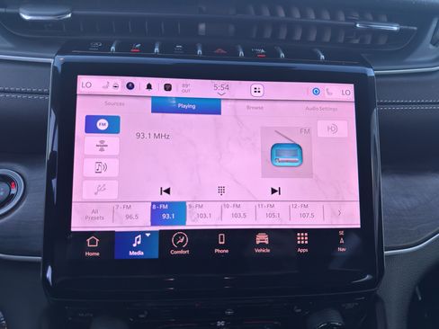 Used 2025 Jeep Grand Cherokee L Limited w/ Trailer Tow Package image 24