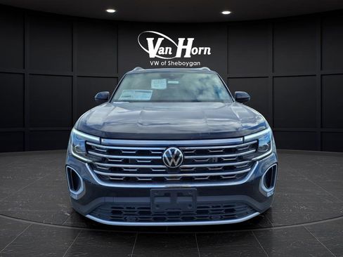 New 2026 Volkswagen Atlas SEL image 8