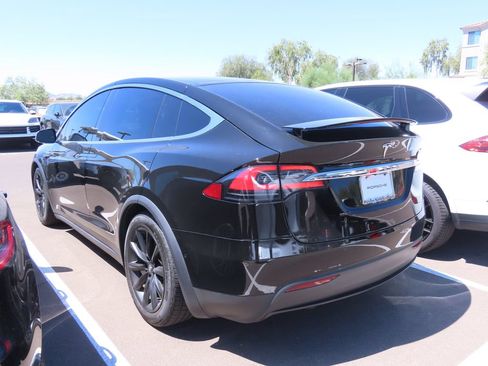 Used 2018 Tesla Model X 100D AWD/4WD image 4