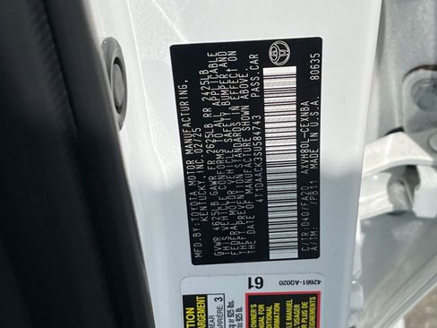 Used 2025 Toyota Camry LE FWD image 28