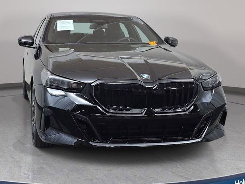 Used 2026 BMW 540i xDrive w/ Executive Package AWD/4WD image 3