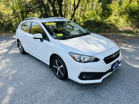 Used 2022 Subaru Impreza Premium image 3